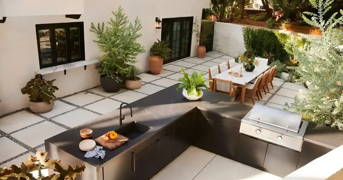 Three Outdoor Kitchen Builders Share Inspired Designs